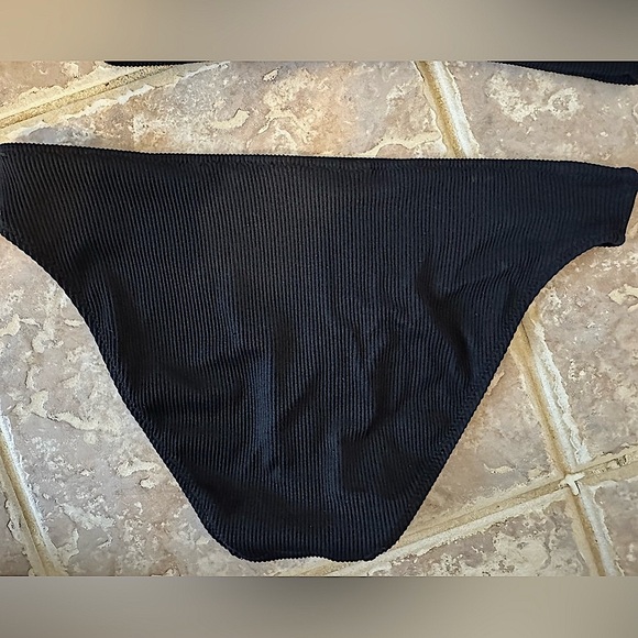 Aerie Black Triangle Bikini - Picture 6 of 8